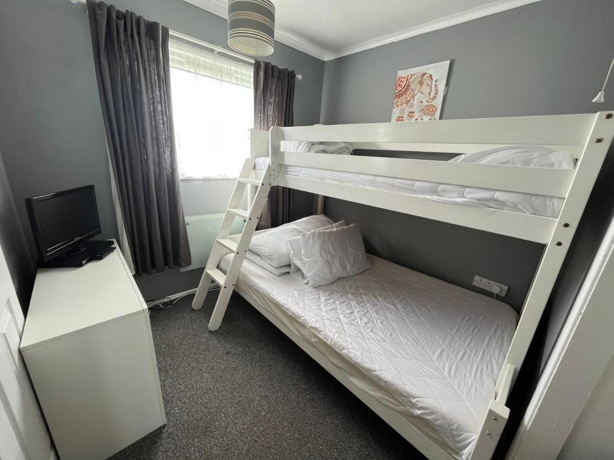 Signature, Scratby - Two Bed Chalet, Sleeps 7, Free Wi-Fi, Bed Linen And Towels Included, Pets Welcome And Onsite Entertainment Available Exteriör bild